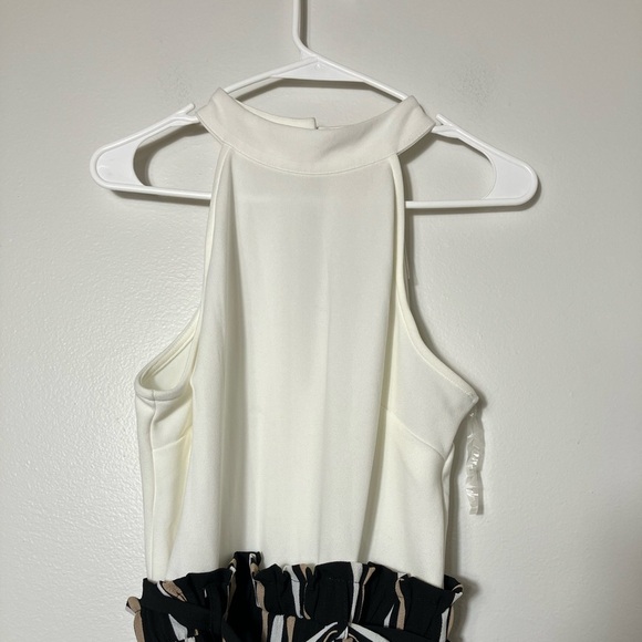 NEW!!! Francesca’s Julissan Jumpsuit Sz Large Beach Casual Halter Neck - Picture 3 of 9